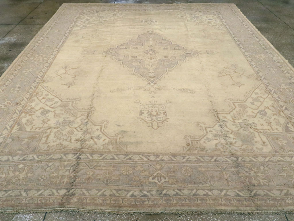Antique Turkish Oushak Carpet, No.15253 - Gss