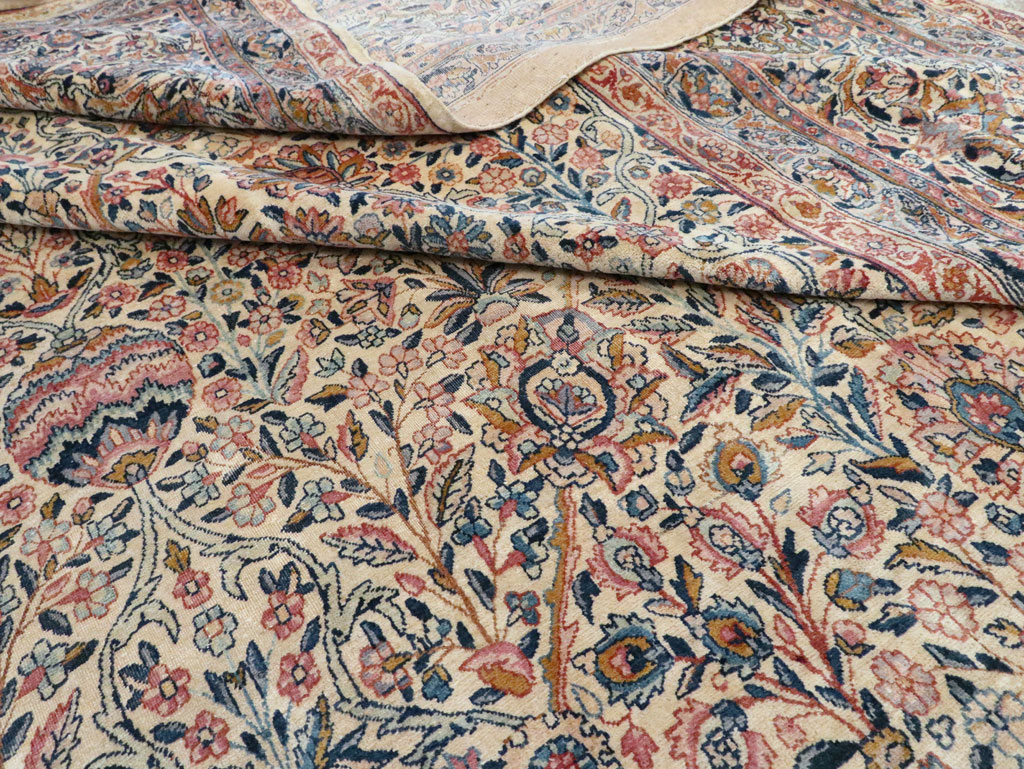 Antique Persian Lavar Kerman Carpet, No.15268 - Gss