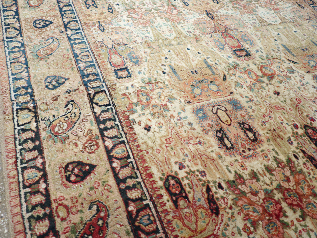 Antique Persian Tabriz Carpet, No.15341 - Gss