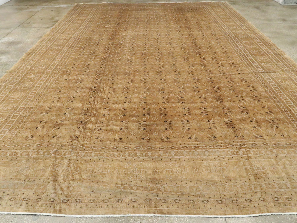 Antique Persian Tabriz Carpet, No.15349 - Gss