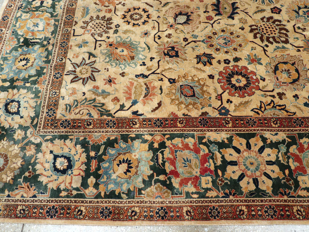 Vintage Persian Tabriz Carpet, No.15379 - Gss