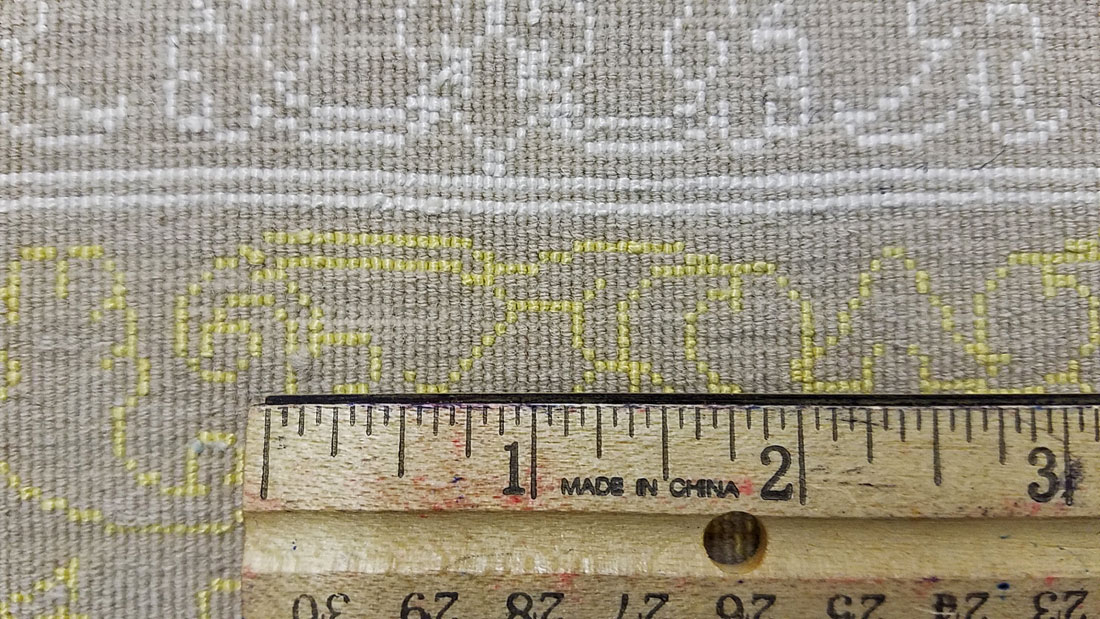 Vintage Persian Isfahan Square Rug, No.15428 - Gss