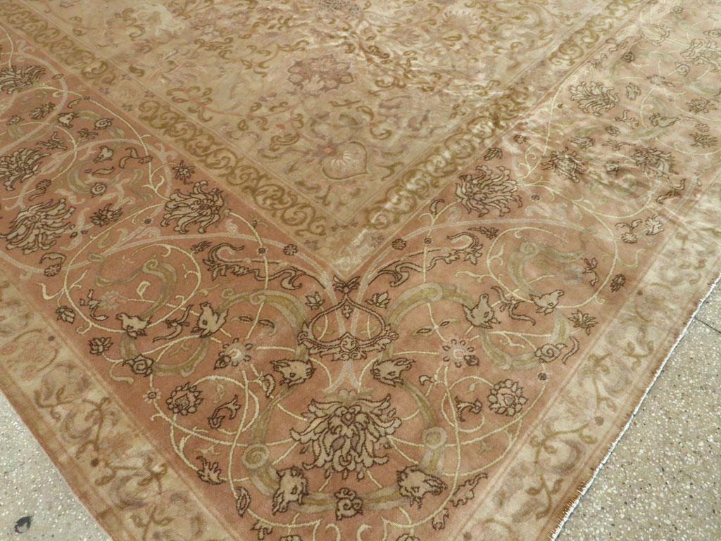 Antique Indian Lahore Carpet, No.15496 - Gss