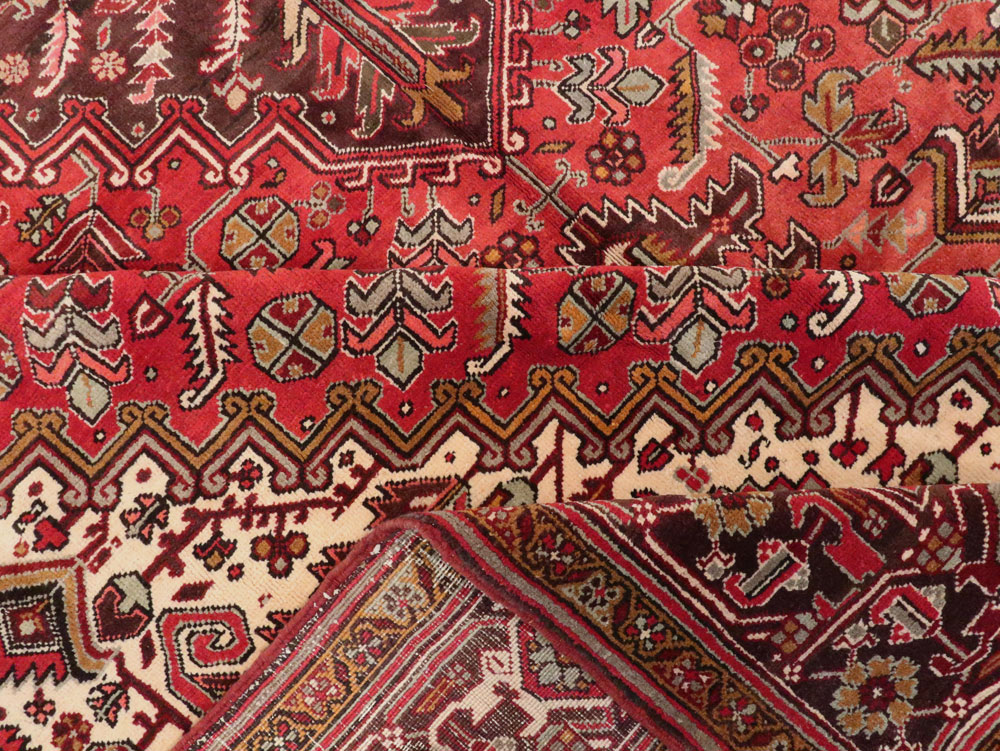Vintage Persian Heriz Carpet, No.15530 - Gss
