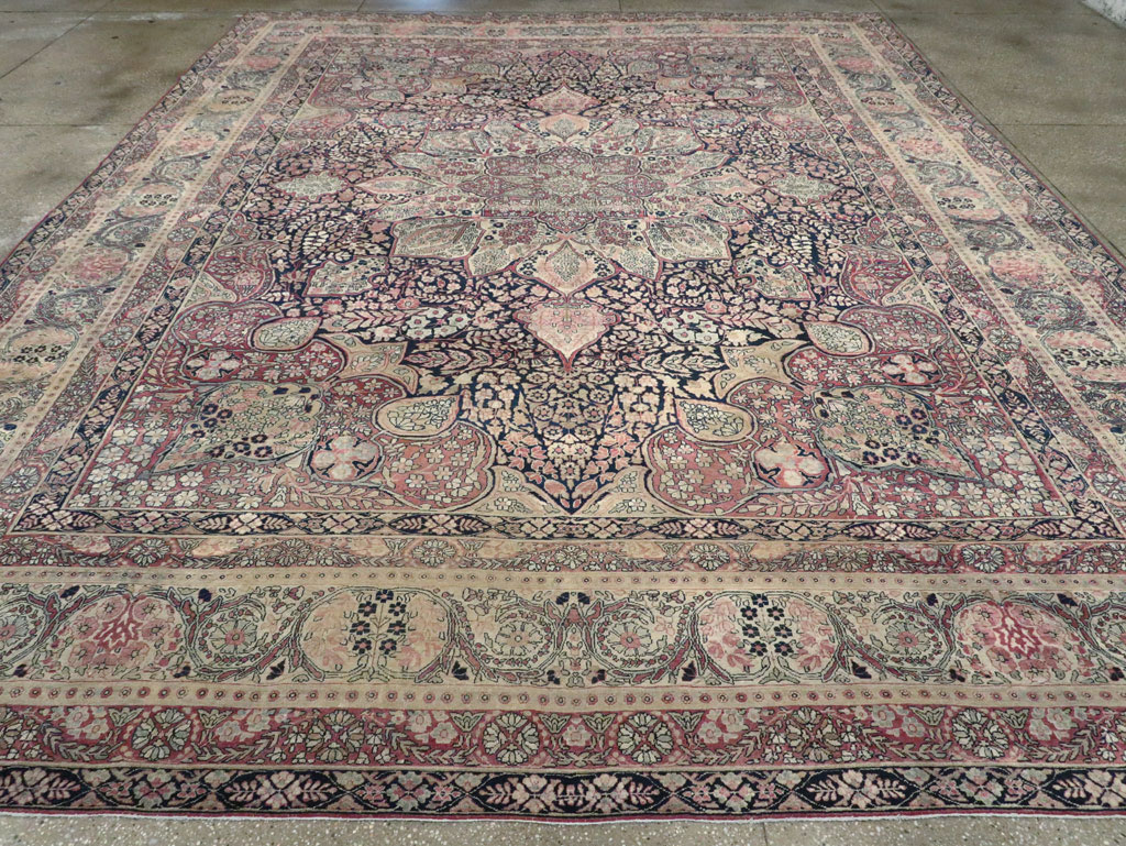 Antique Persian Lavar Kerman Carpet, No.15532 - Gss