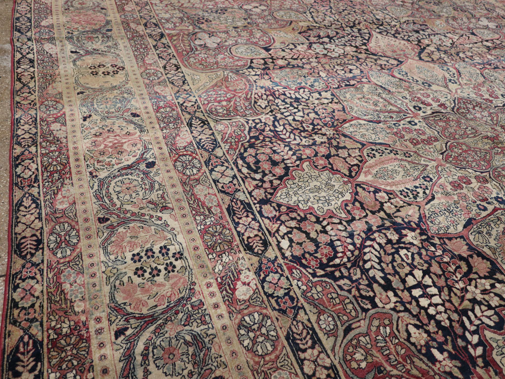 Antique Persian Lavar Kerman Carpet, No.15532 - Gss