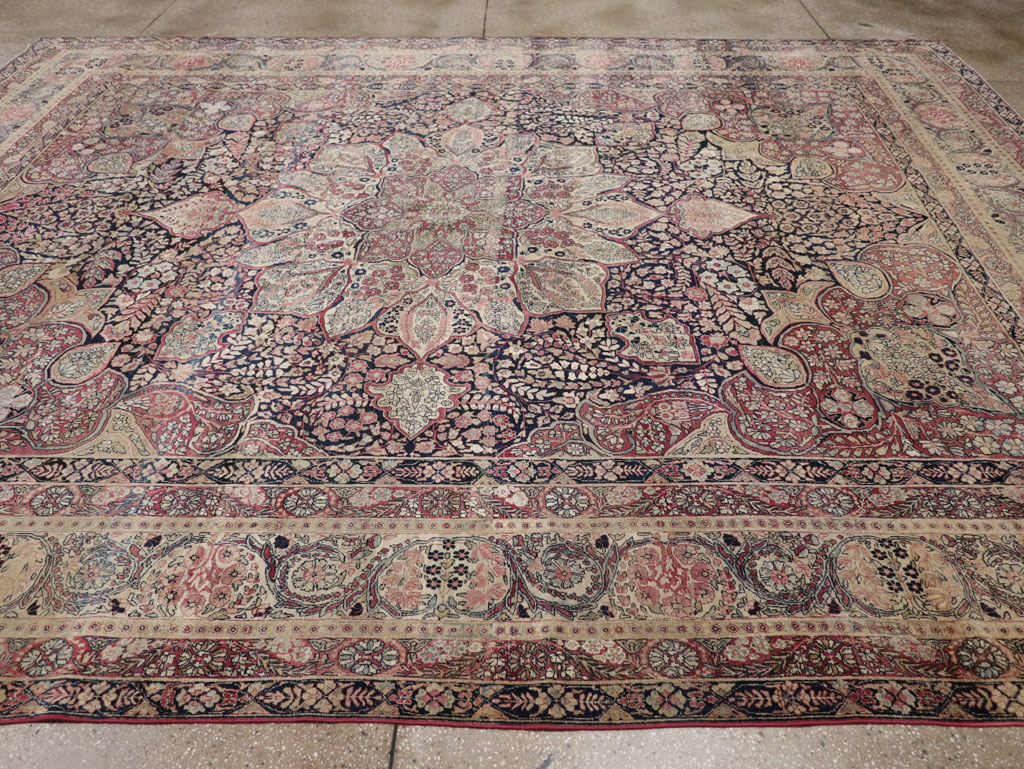 Antique Persian Lavar Kerman Carpet, No.15532 - Gss