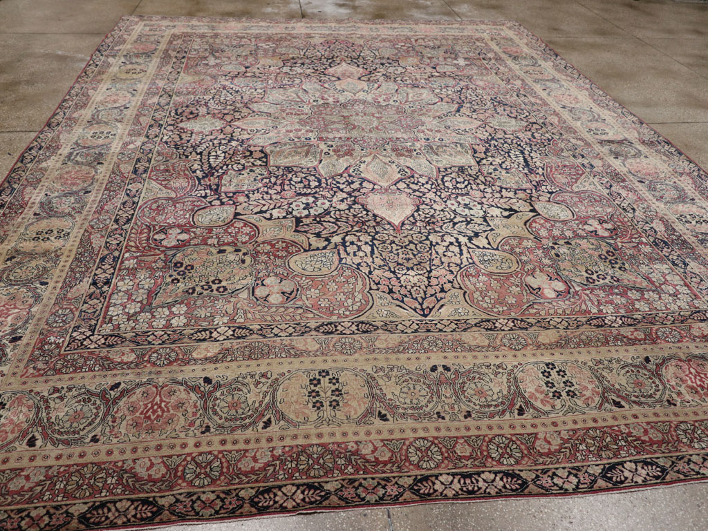 Antique Persian Lavar Kerman Carpet, No.15532 - Gss