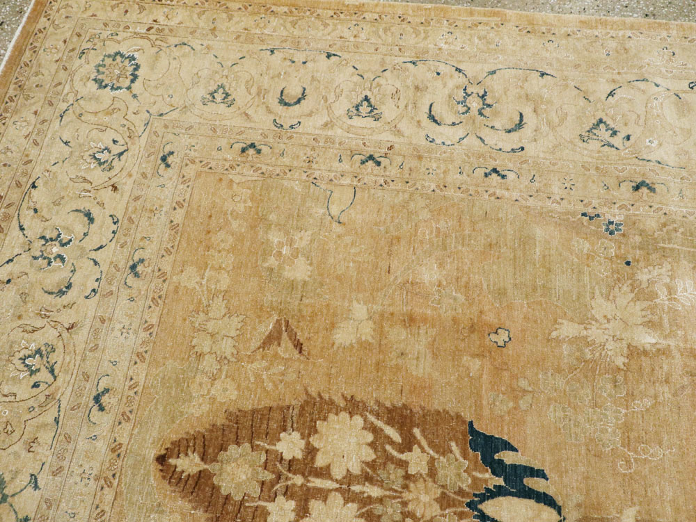 Antique Persian Tabriz Carpet, No.15593 - Gss