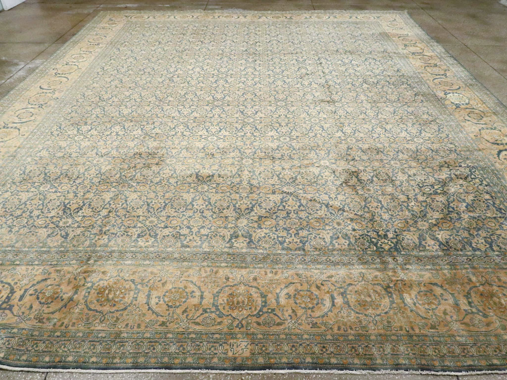 Antique Persian Tabriz Carpet, No.15604 - Gss