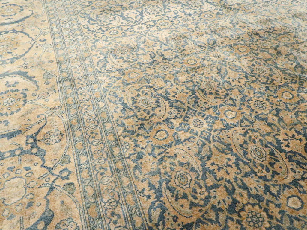 Antique Persian Tabriz Carpet, No.15604 - Gss