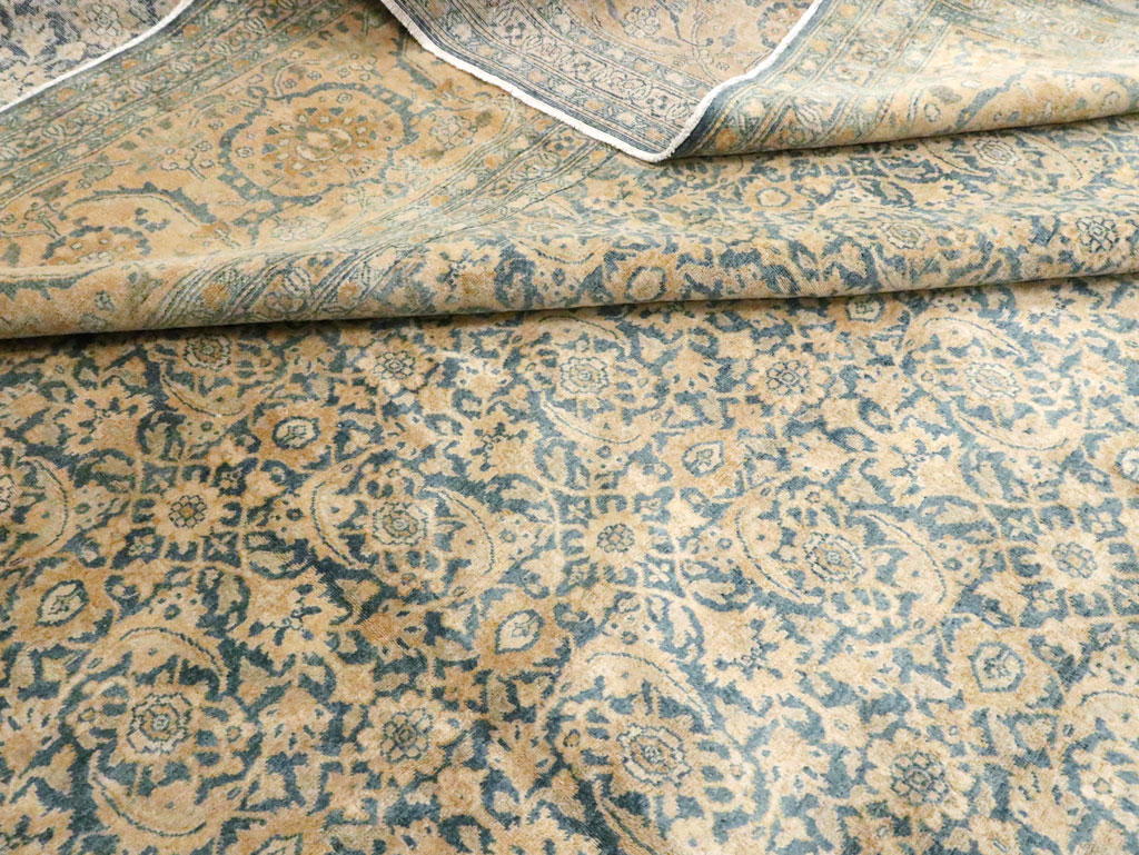 Antique Persian Tabriz Carpet, No.15604 - Gss