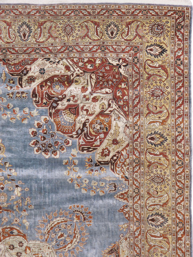 Antique Turkish Herekeh Silk Rug, No.15636 - Gss