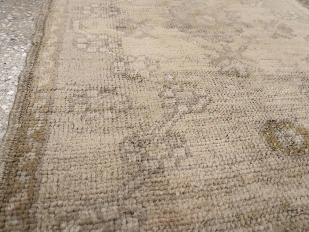 Antique Turkish Oushak Rug, No.15646 - Gss