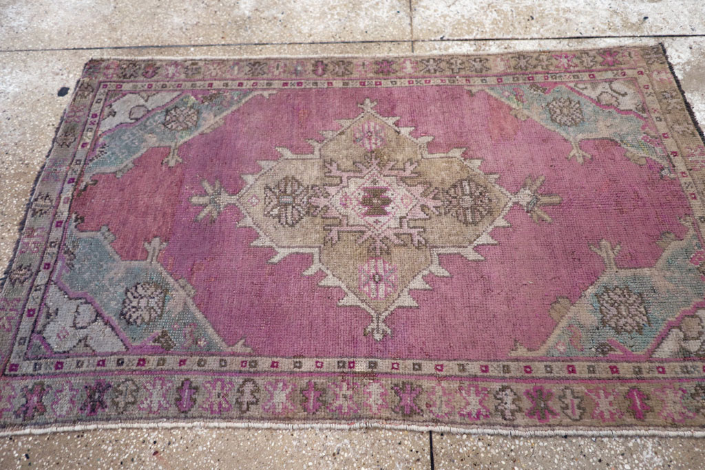 Antique Turkish Oushak Rug, No.15696 - Gss