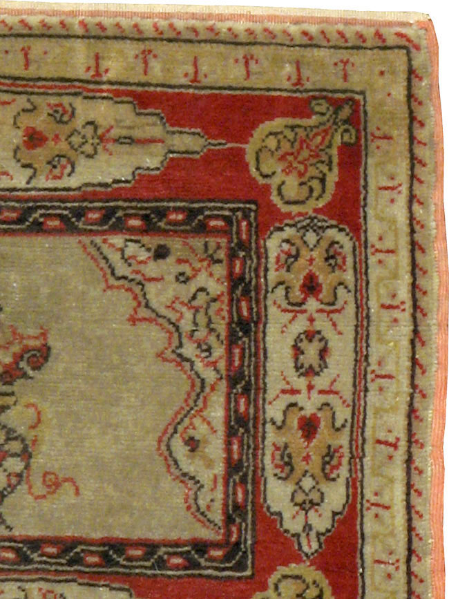 Vintage Turkish Herekeh Rug, No.15700 - Gss