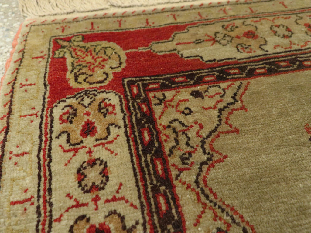 Vintage Turkish Herekeh Rug, No.15700 - Gss
