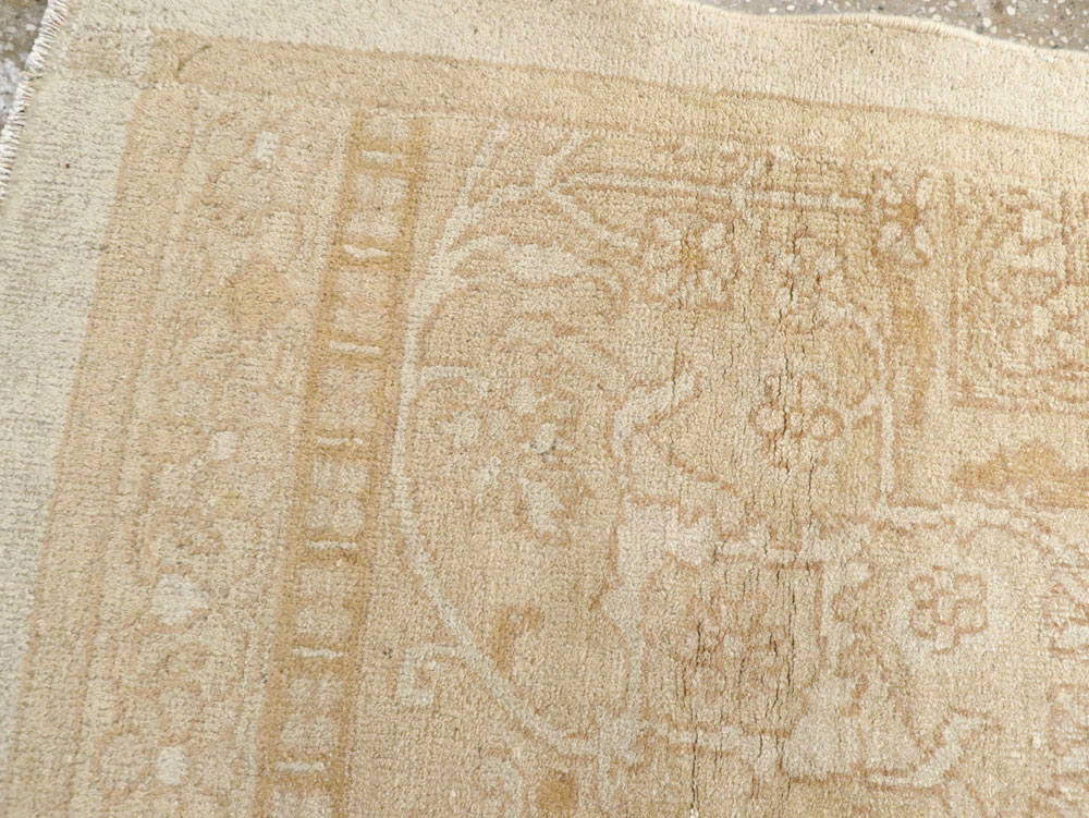 Vintage Indian Agra Runner, No.15725 - Gss