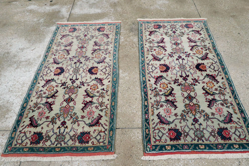 Antique Indian Agra Rug (Pair: 2 of 2), No.15747 - Gss