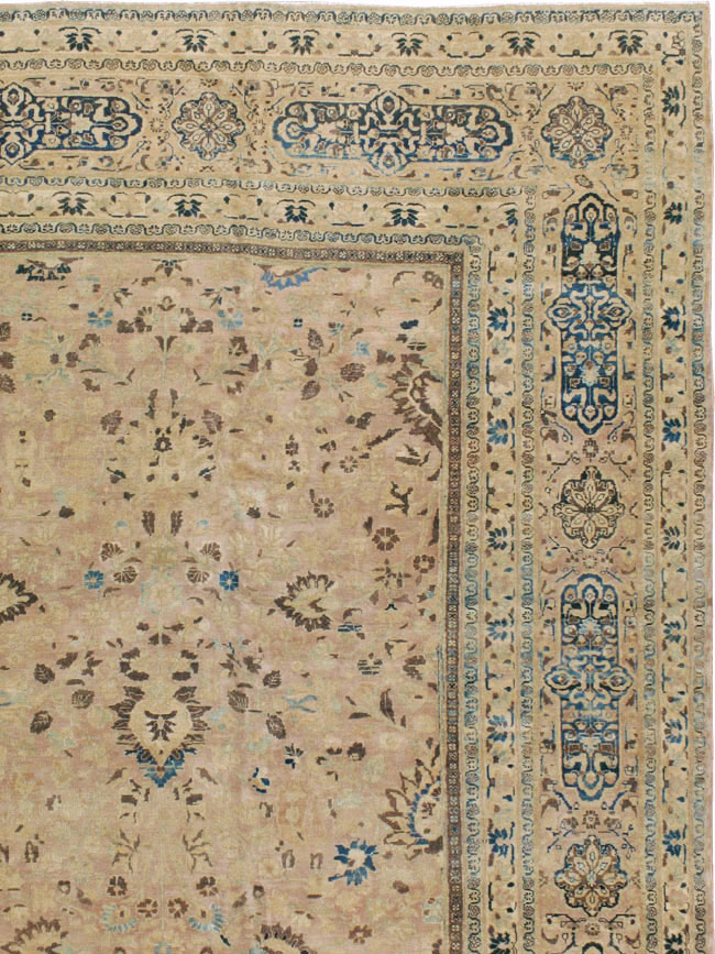 Antique Persian Mashad Carpet, No.15760 - Gss