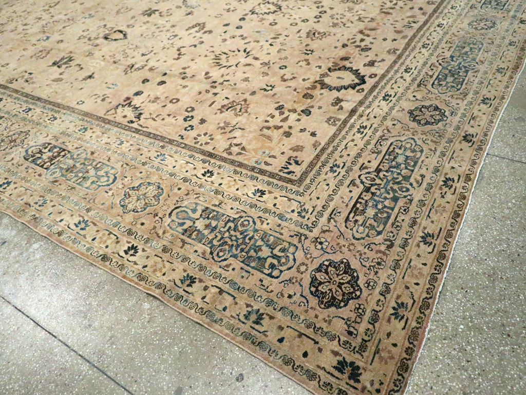 Antique Persian Mashad Carpet, No.15760 - Gss