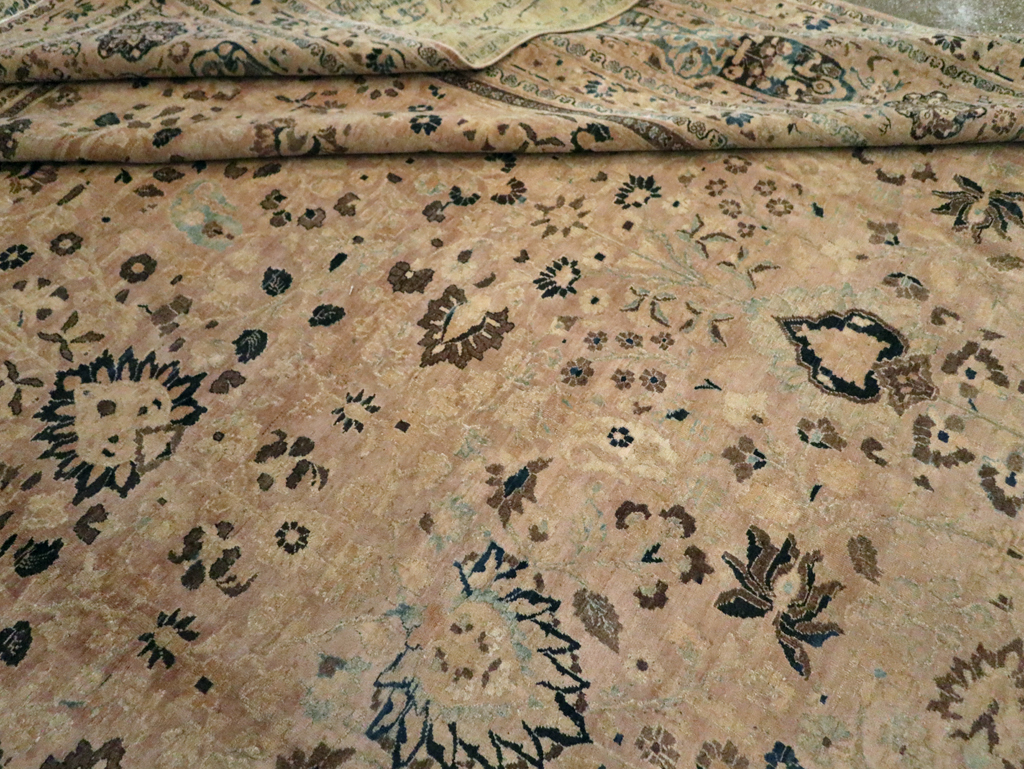 Antique Persian Mashad Carpet, No.15760 - Gss