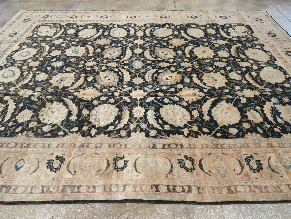 Antique Persian Tabriz Carpet, No.15777 - Gss