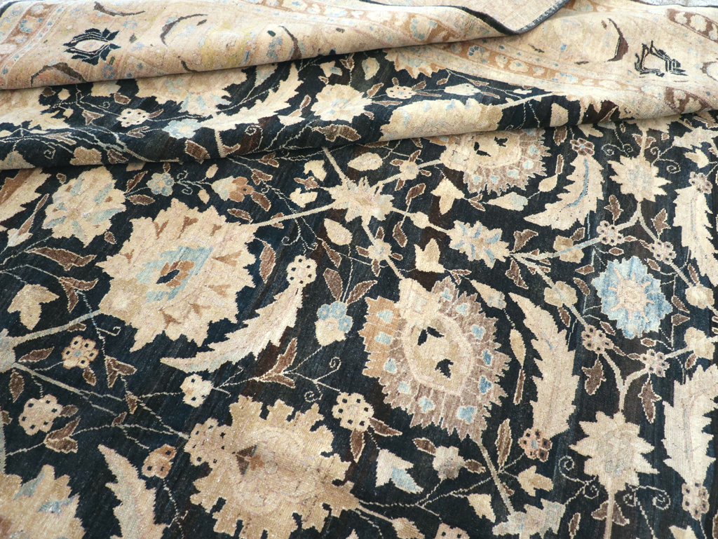 Antique Persian Tabriz Carpet, No.15777 - Gss