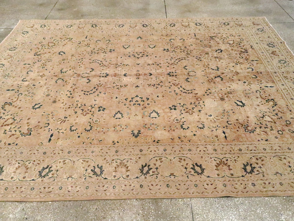Vintage Persian Tabriz Carpet, No.15782 - Gss