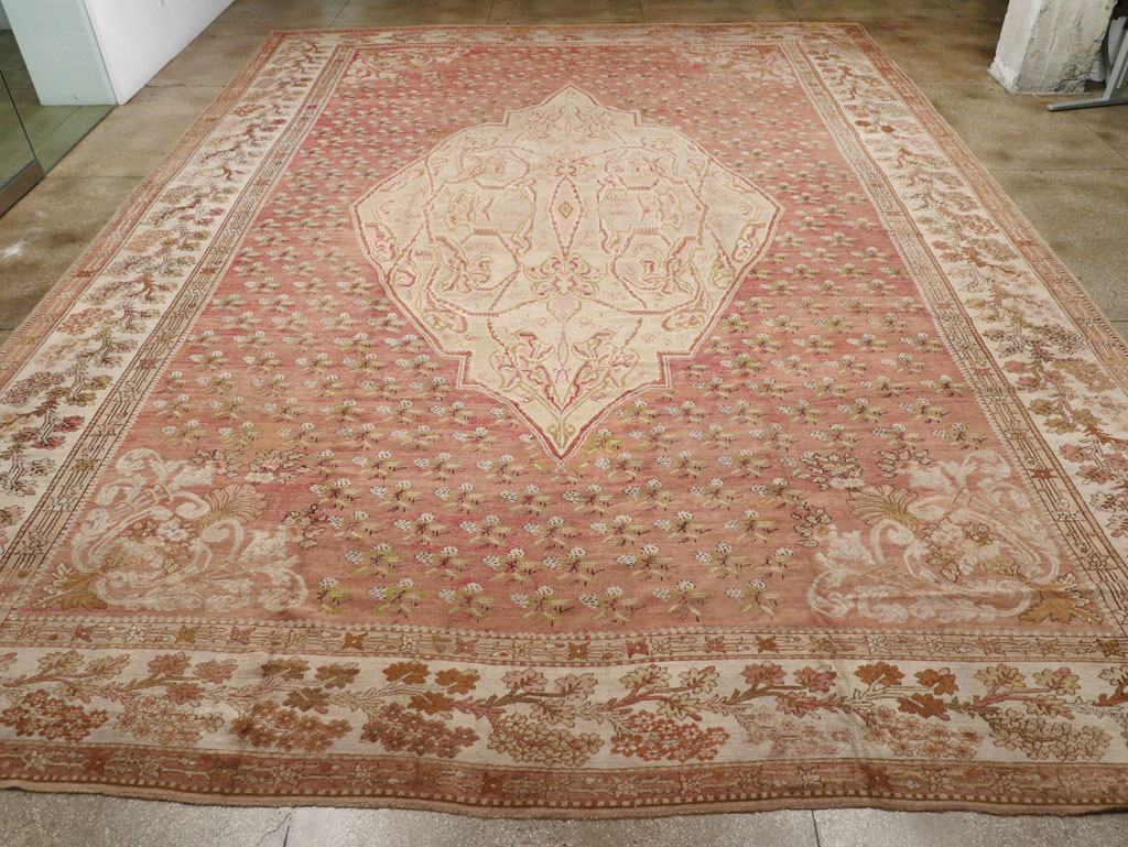 Antique Turkish Ghiordes Carpet, No.15787 - Gss
