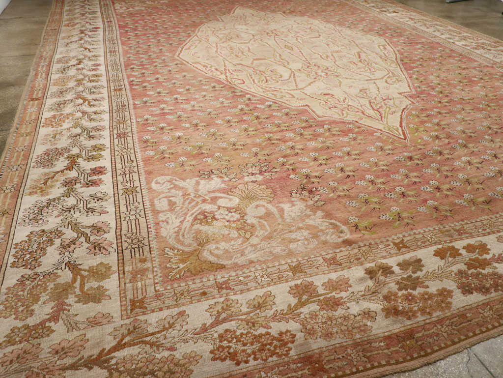 Antique Turkish Ghiordes Carpet, No.15787 - Gss