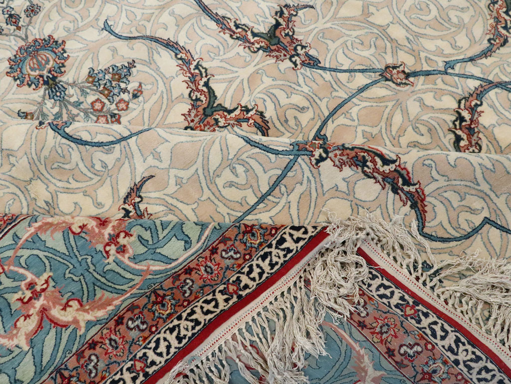 Vintage Persian Isfahan Oversize Carpet, No.15788 - Gss