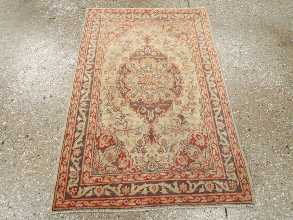 Antique Turkish Sivas Rug, No.15804 - Gss