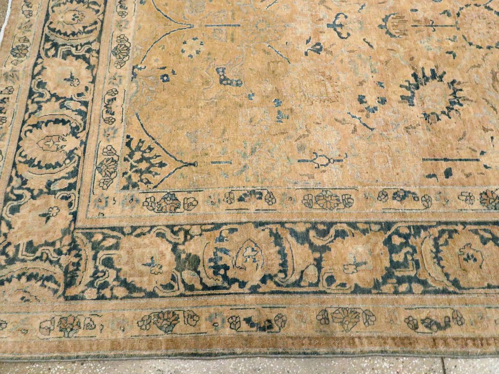 Antique Persian Tabriz Carpet, No.15810 - Gss