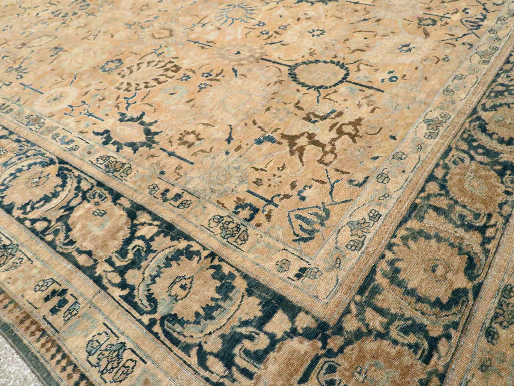 Antique Persian Tabriz Carpet, No.15810 - Gss