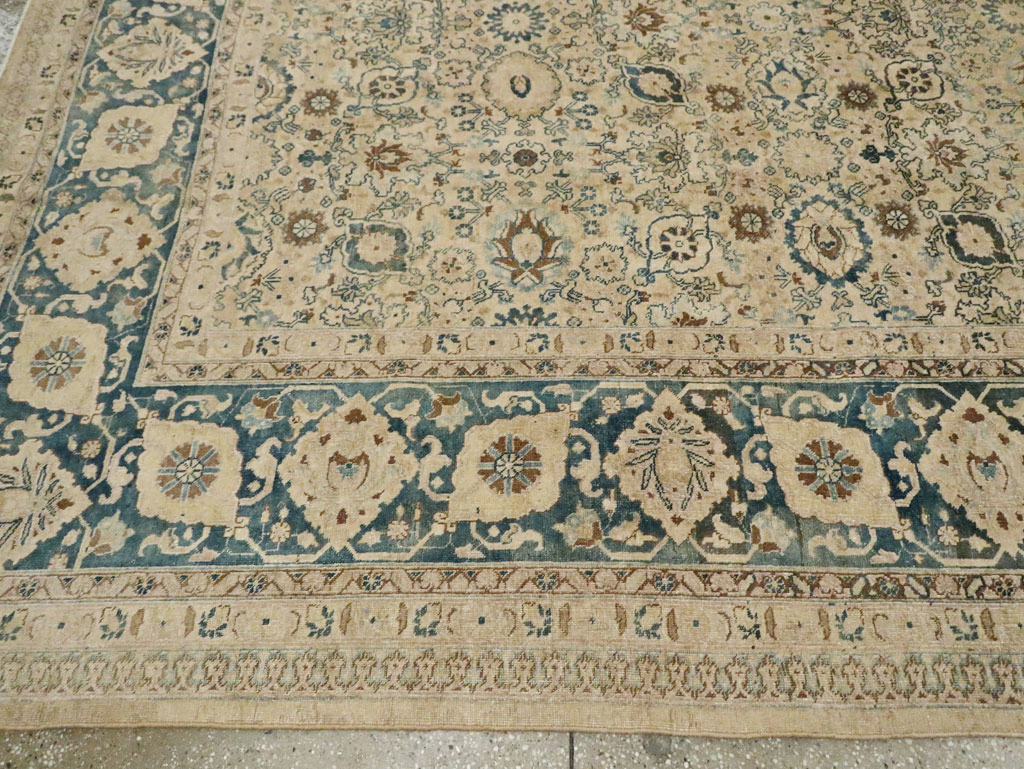 Antique Persian Tabriz Carpet, No.15811 - Gss