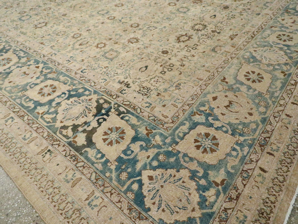 Antique Persian Tabriz Carpet, No.15811 - Gss