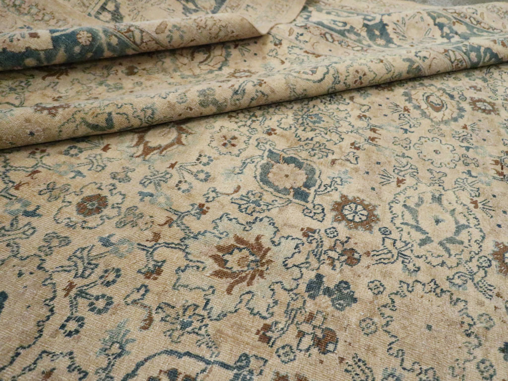 Antique Persian Tabriz Carpet, No.15811 - Gss