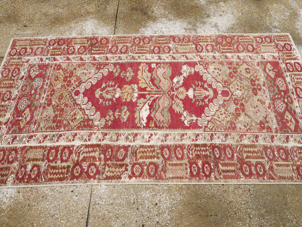 Antique Turkish Ghiordes Rug, No.15847 - Gss