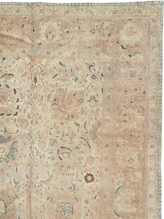 Antique Persian Tabriz Carpet, No.15895 - Gss