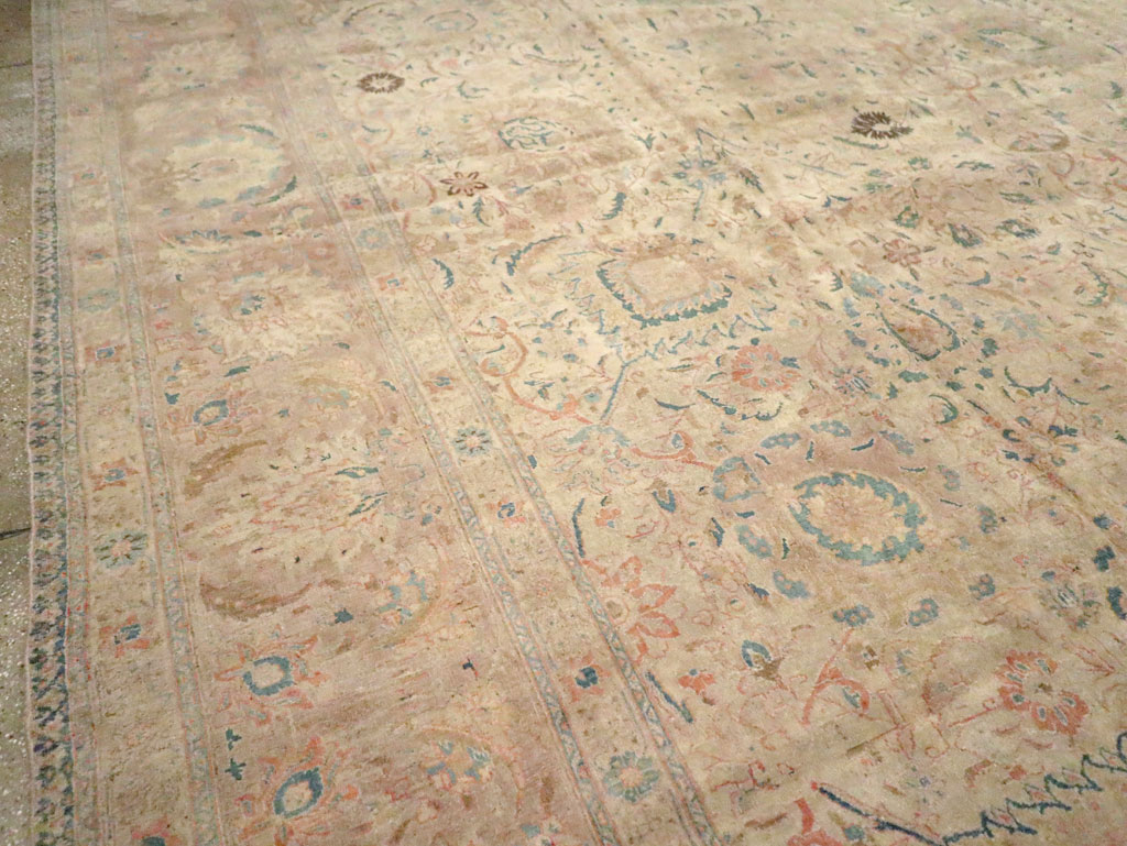 Antique Persian Tabriz Carpet, No.15895 - Gss