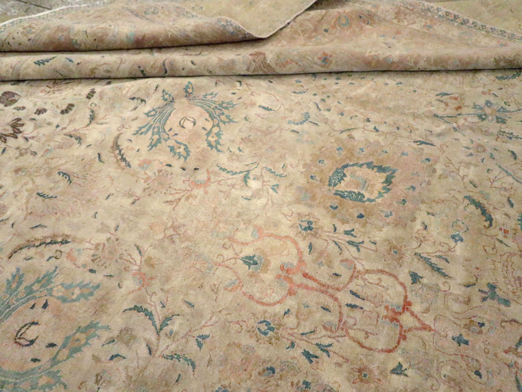 Antique Persian Tabriz Carpet, No.15895 - Gss