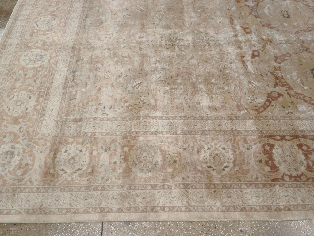 Antique Persian Tabriz Carpet, No.15897 - Gss