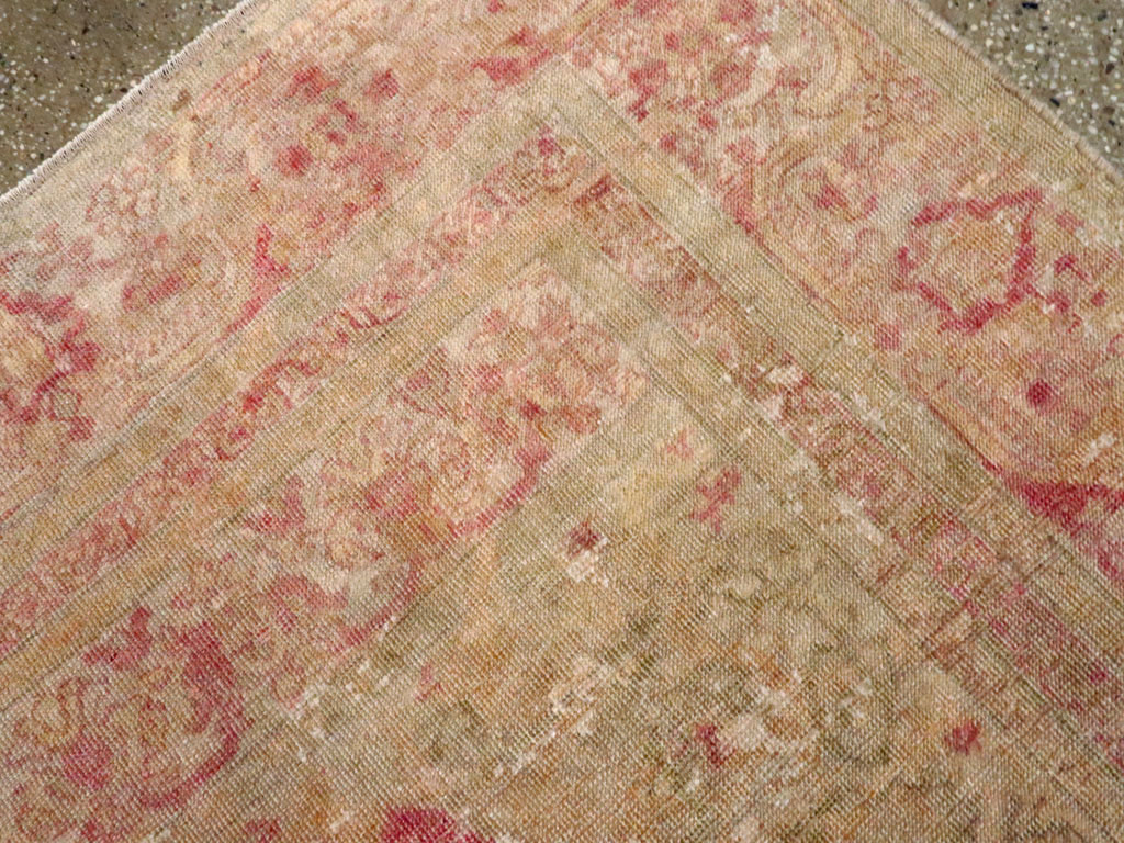 Antique Turkish Sivas Rug, No.15910 - Gss