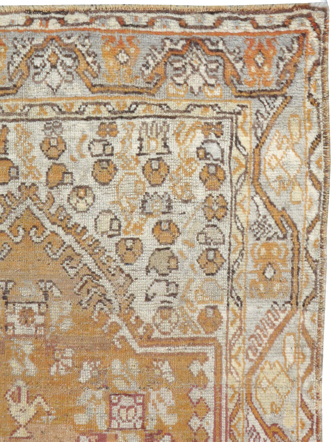 Antique Turkish Ghiordes Rug, No.15940 - Gss