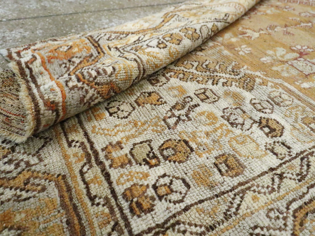 Antique Turkish Ghiordes Rug, No.15940 - Gss