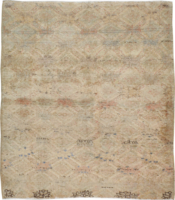 Vintage Turkish Anatolian Square Rug, No.15961 - Gss