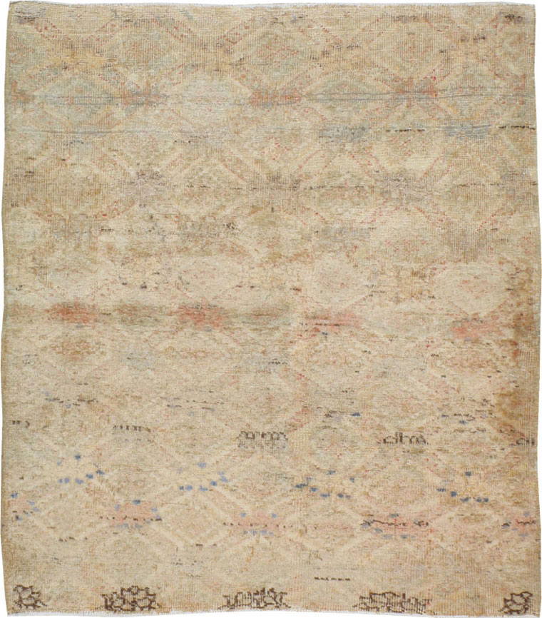 Vintage Turkish Anatolian Square Rug, No.15961 - Gss