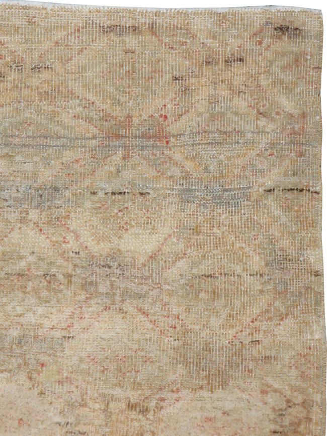 Vintage Turkish Anatolian Square Rug, No.15961 - Gss