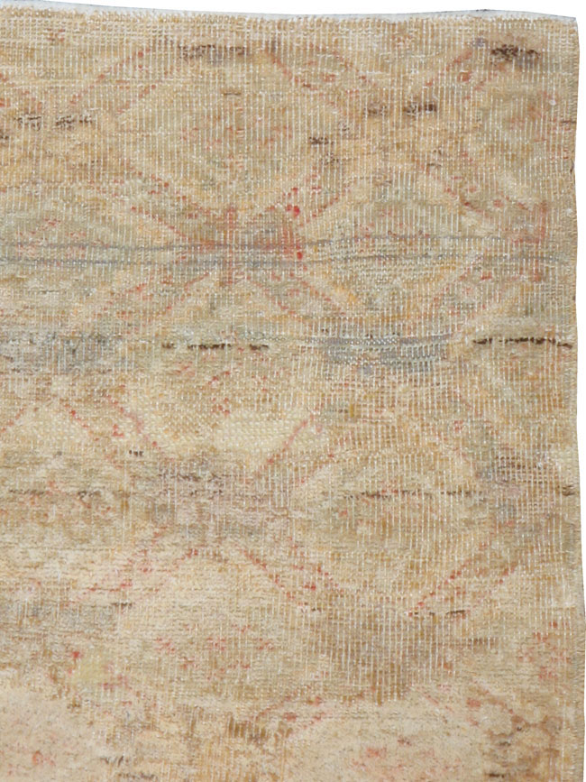 Vintage Turkish Anatolian Square Rug, No.15961 - Gss